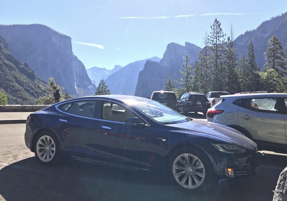 Tesla Model S at Yosemite Tunnel View
